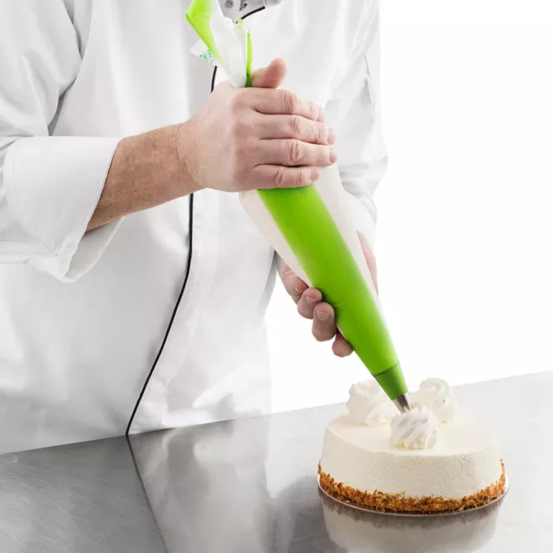 18 Masterline Green Piping Bags - 100 rollPB-1800MLG