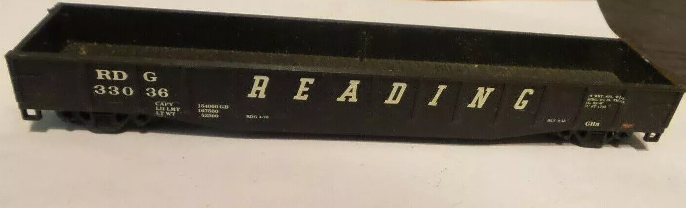 Accurail Accuready 92549 HO Scale USRA 55 Ton 2 Bay Open Hopper Reading