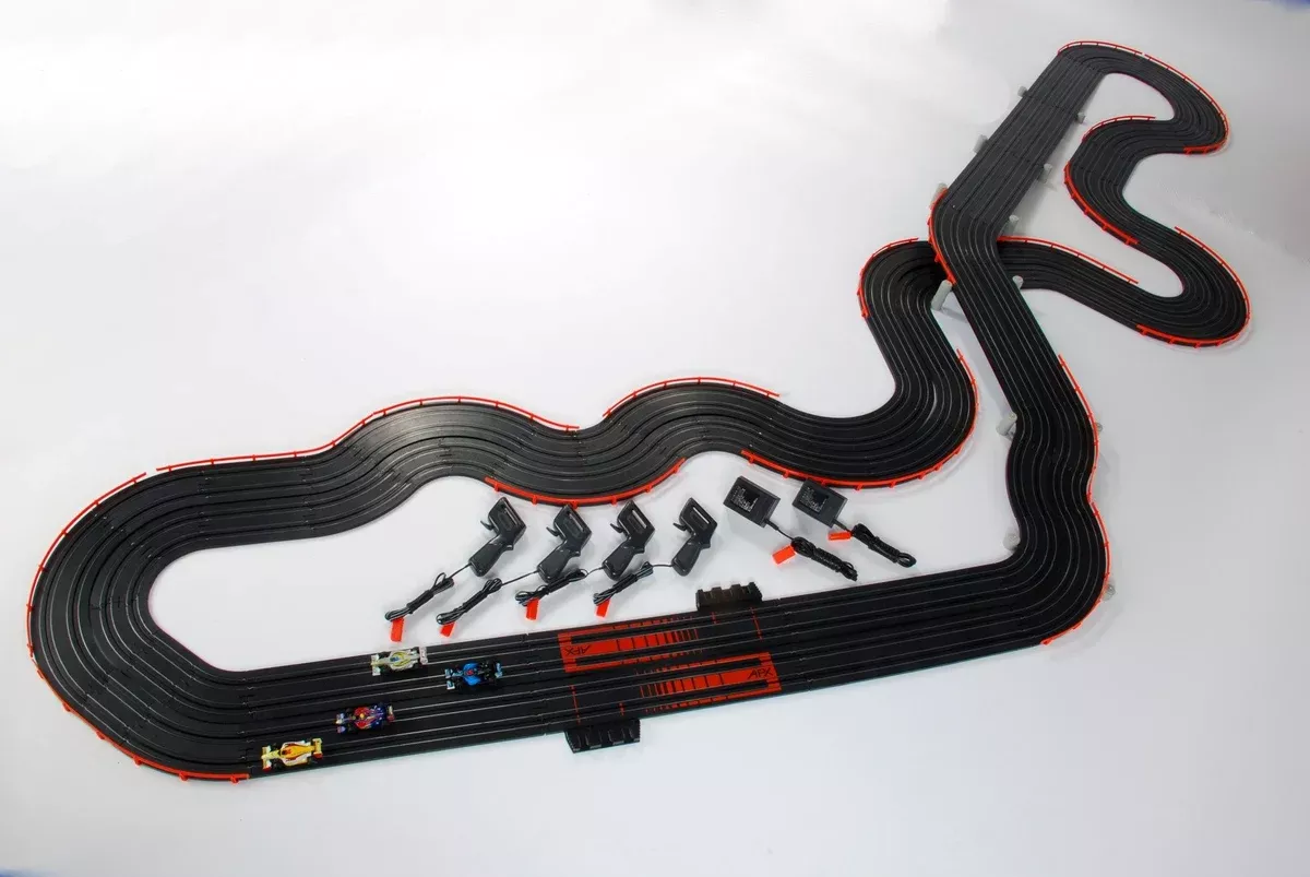AFX Racing 21018 Super International HO Scale MG+ 25' Slot Car Set