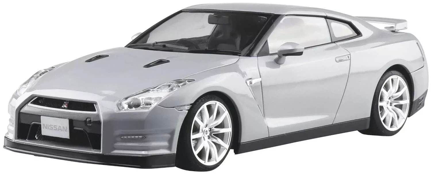 AOSHIMA Pre-Painted 1/24 Nissan R35 Gt-R '14 Ultimate Metal Silver Plastic Model