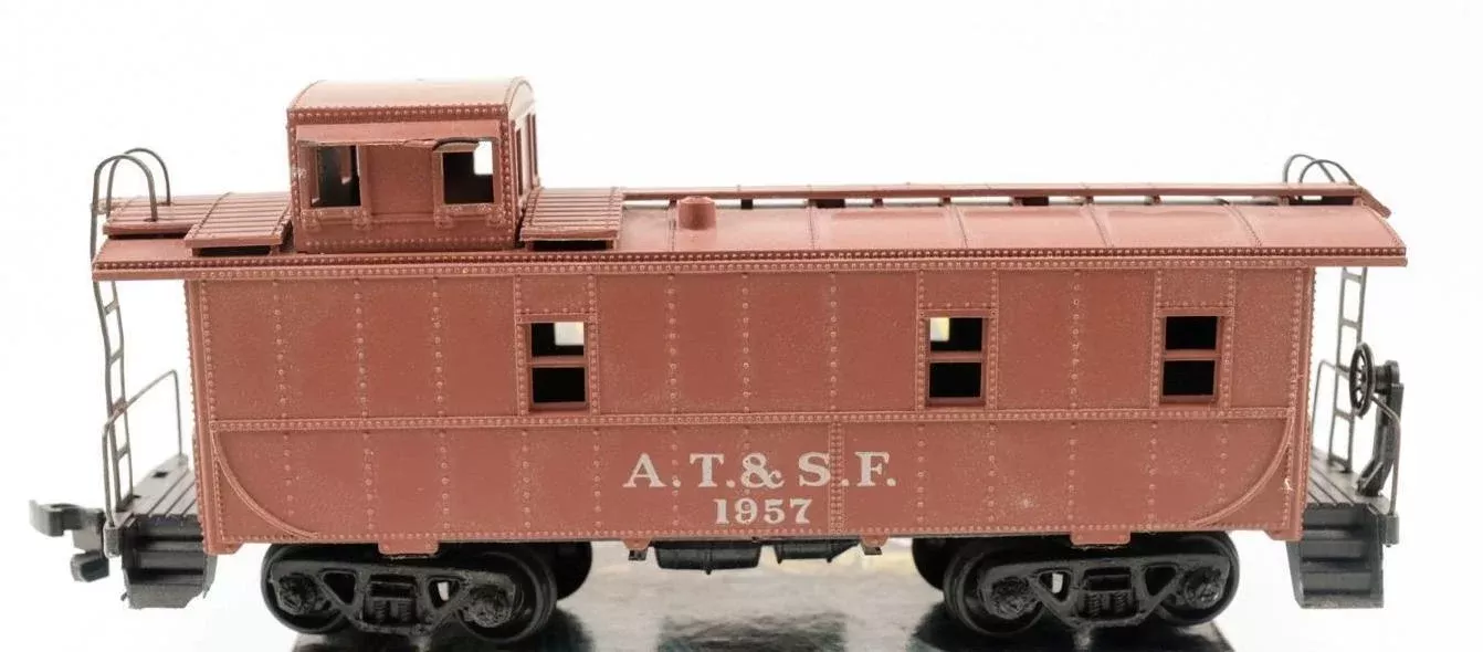 Athearn 1250 HO Scale Cupola Caboose (Blue Box Kit) Santa Fe ATSF 1643