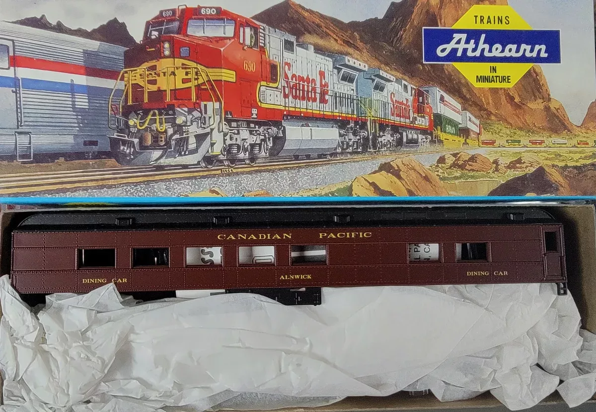 Athearn 2521 HO Scale Heavyweight Diner Car (Blue Box Kit) CP "ALMWICK"