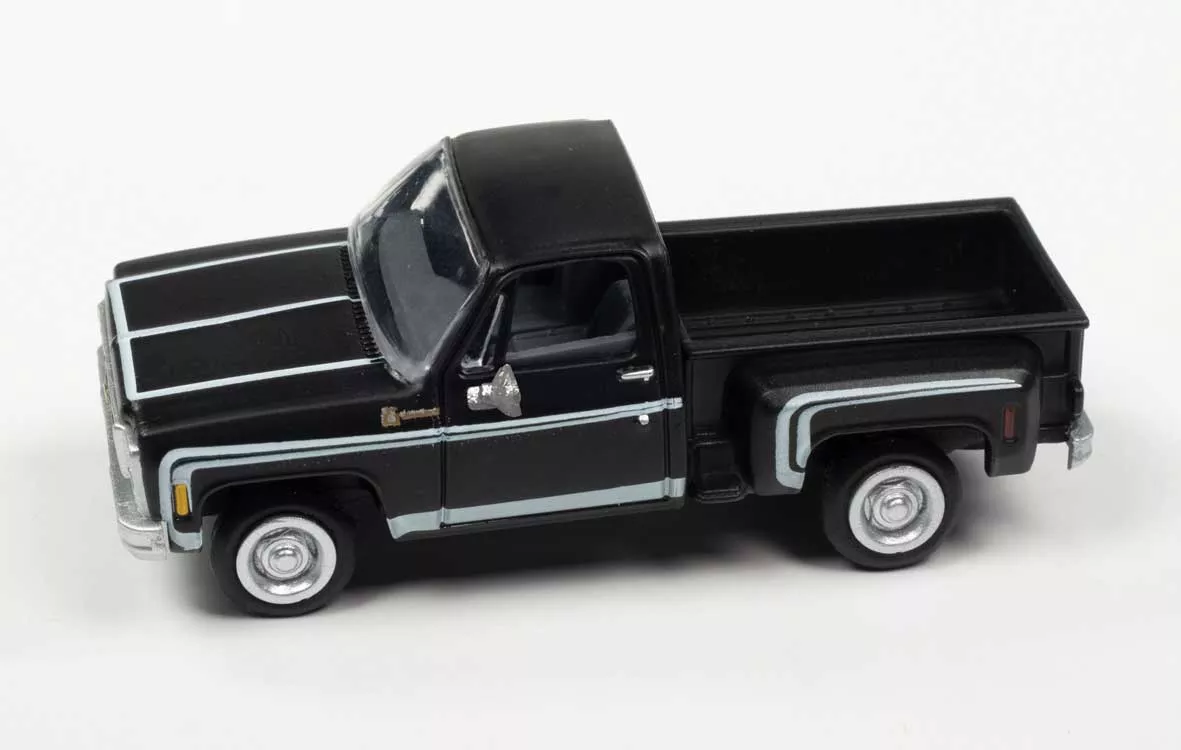 Classic Metal Works 30618 HO Scale 1976 Chevy Stepside Pickup Truck - Black