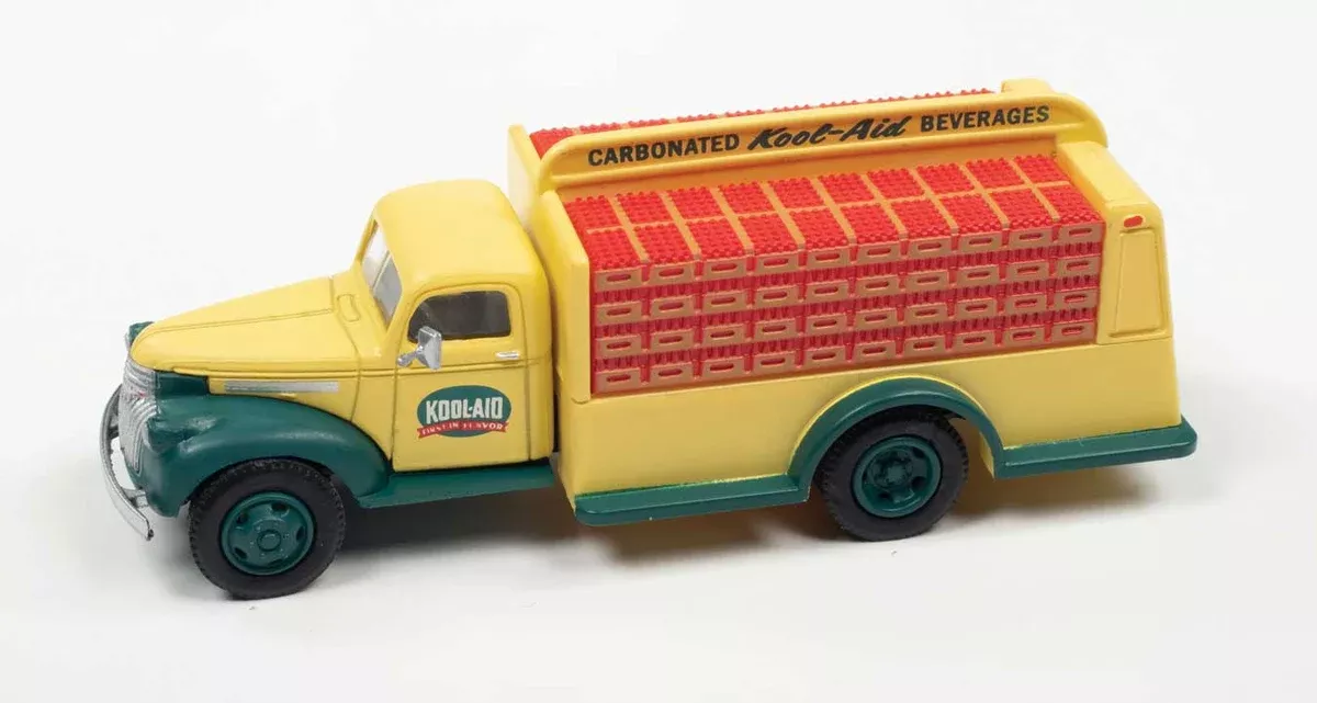 Classic Metal Works 30620 HO Scale 1940's Chevrolet Beverage Bottle Delivery Truck Kool-Aid