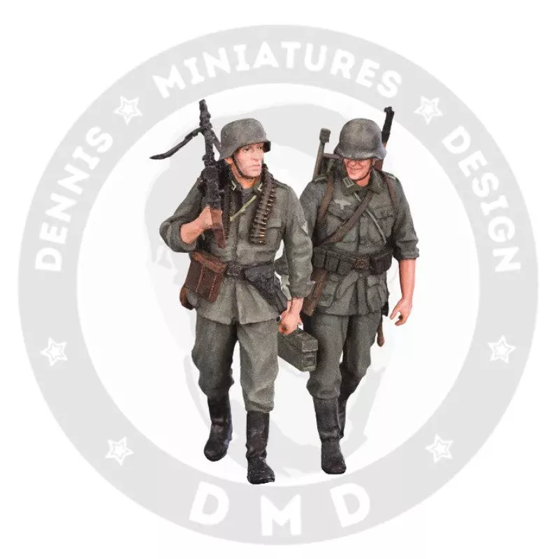 DMD 1/35 scale WW2 German 71th Infantry Div Die Gluckhafte MAN V