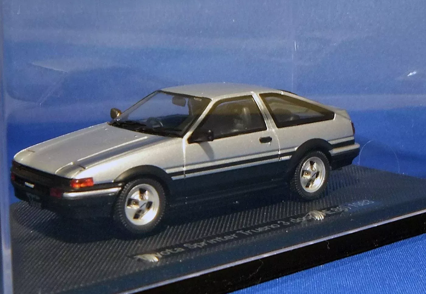 EBBRO 43820 Toyota Sprinter Trueno Ae86 Silver 1/43 Scale