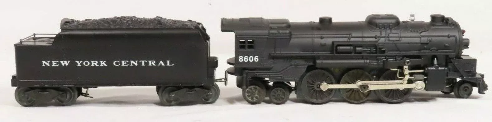Lionel 6-18606 2-6-4 Steam Locomotive and Tender New York Central 8606