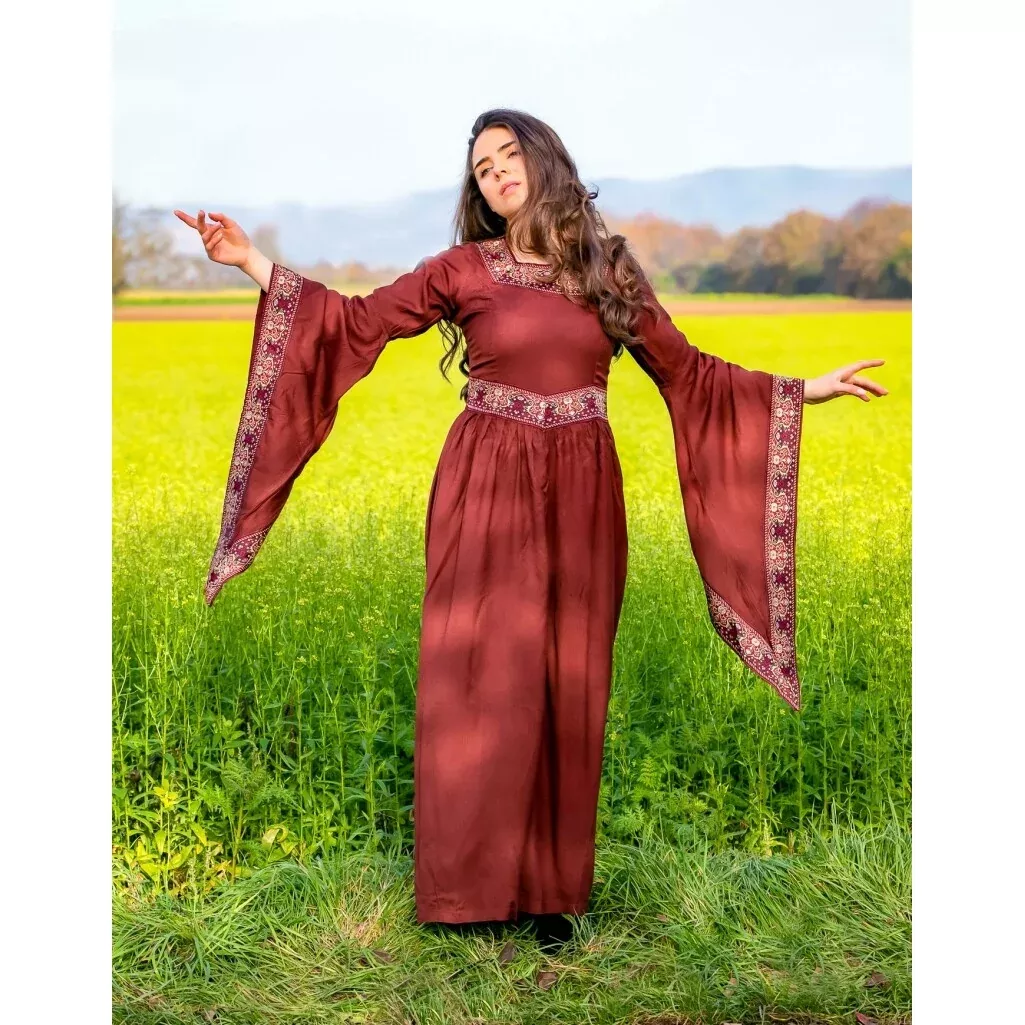 Medieval Dress Katharina red
