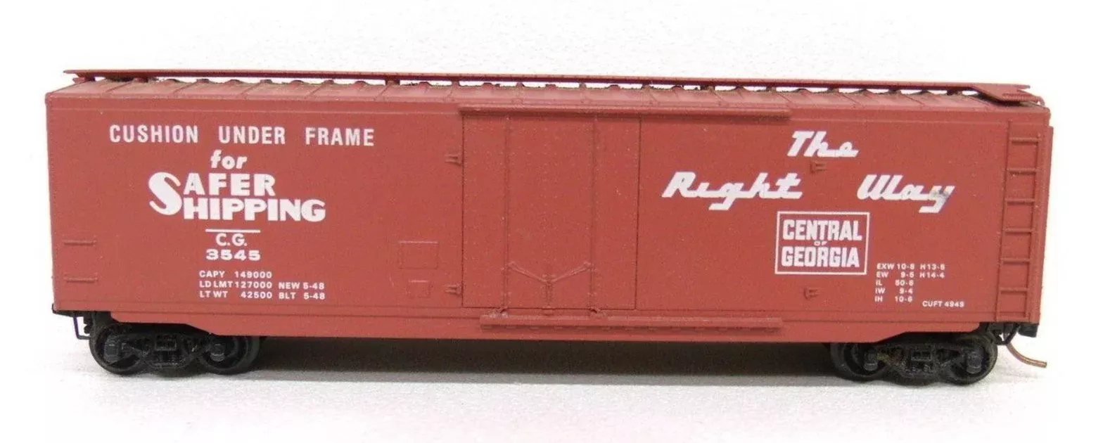 Micro-Trains 32210 N Scale 50' Boxcar Central of Georgia CofG 3545