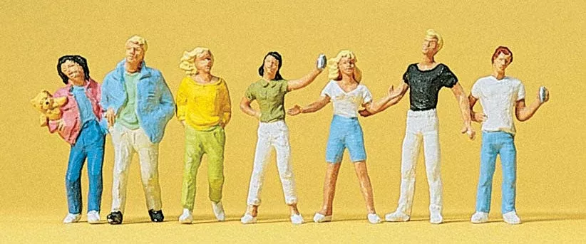 Preiser 10291 HO Scale Teenagers Pedestrian Figure Set
