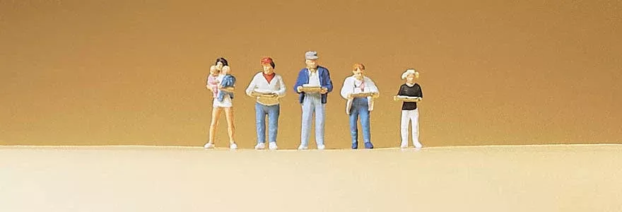 Preiser 79107 N Scale Self-Service Restaurant Diners Set