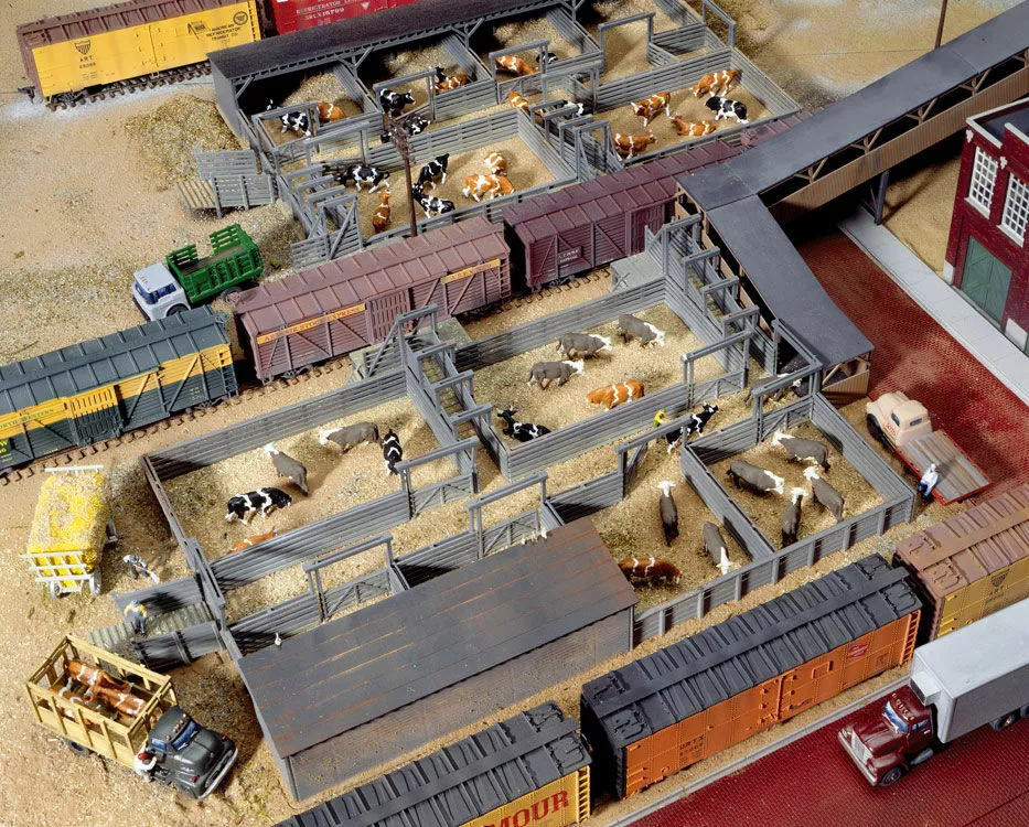 Walthers Cornerstone 933-3047 HO Scale Stock Yards (2 Pens) Kit