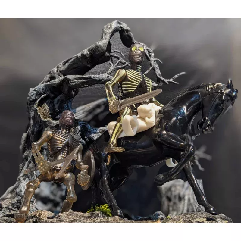 ZOLOWORLD BATTLE TEAMS ROTU PHANTOM AND THE WRAITH HORSE GIFT SET PLUS BONUS ARCHFIEND